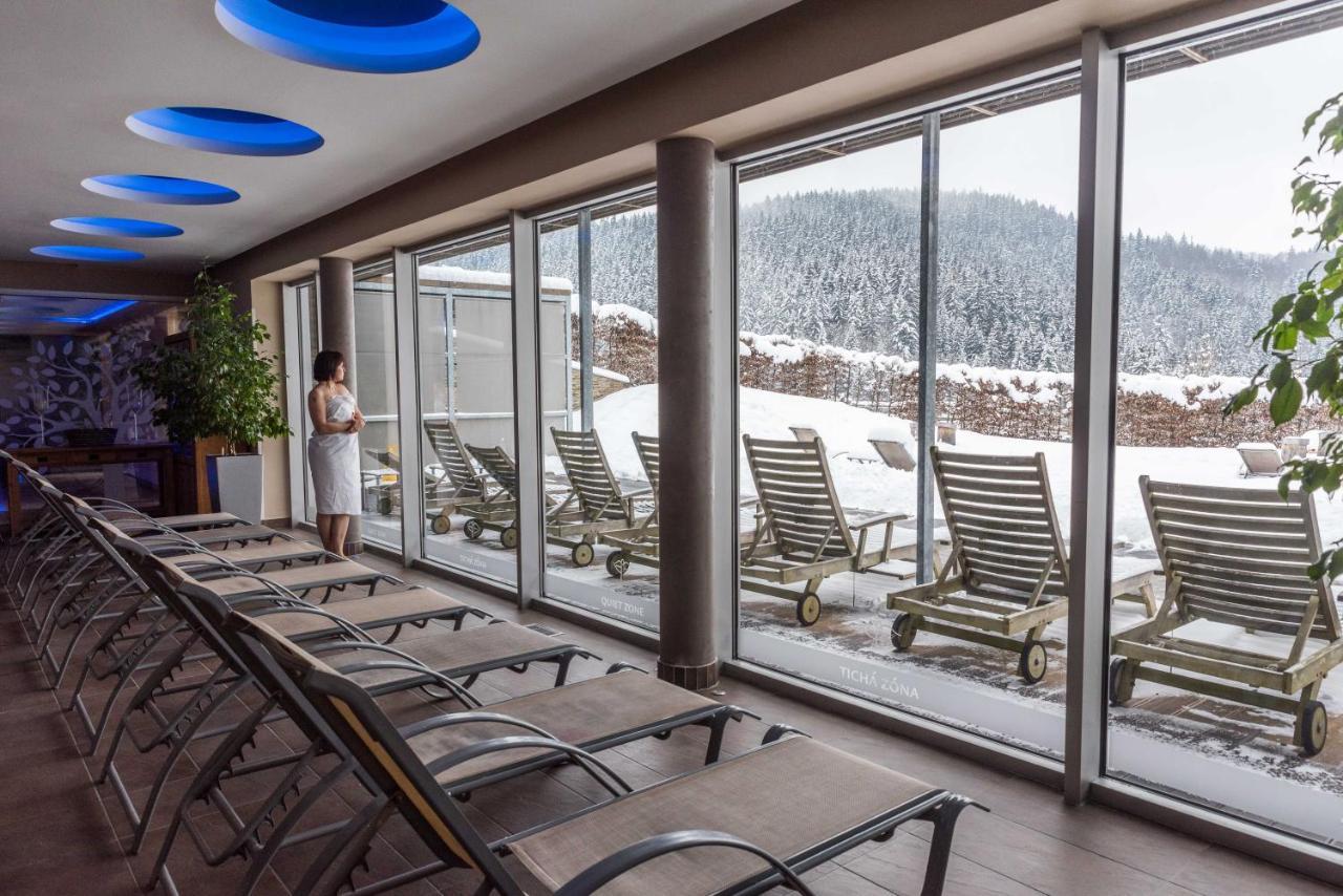 Spa Hotel Lanterna Velke Karlovice Bagian luar foto