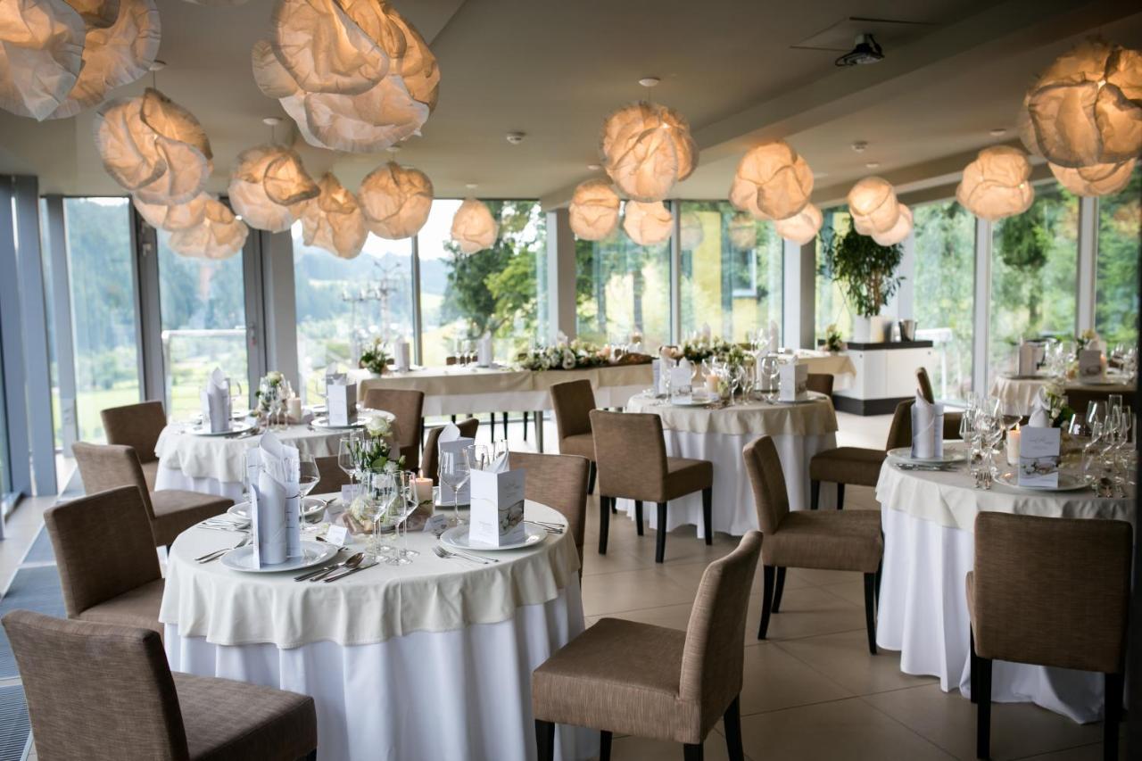 Spa Hotel Lanterna Velke Karlovice Bagian luar foto