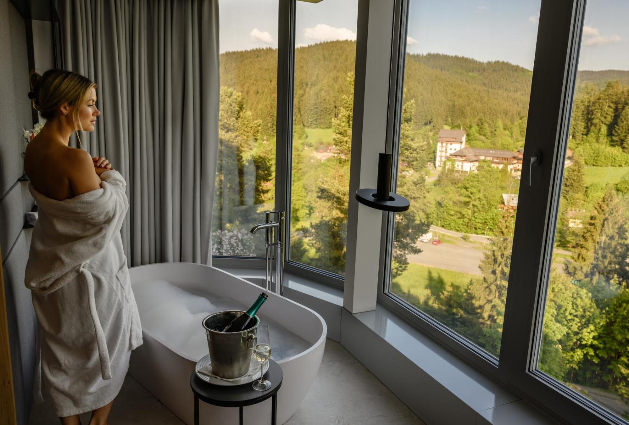 Spa Hotel Lanterna Velke Karlovice Bagian luar foto